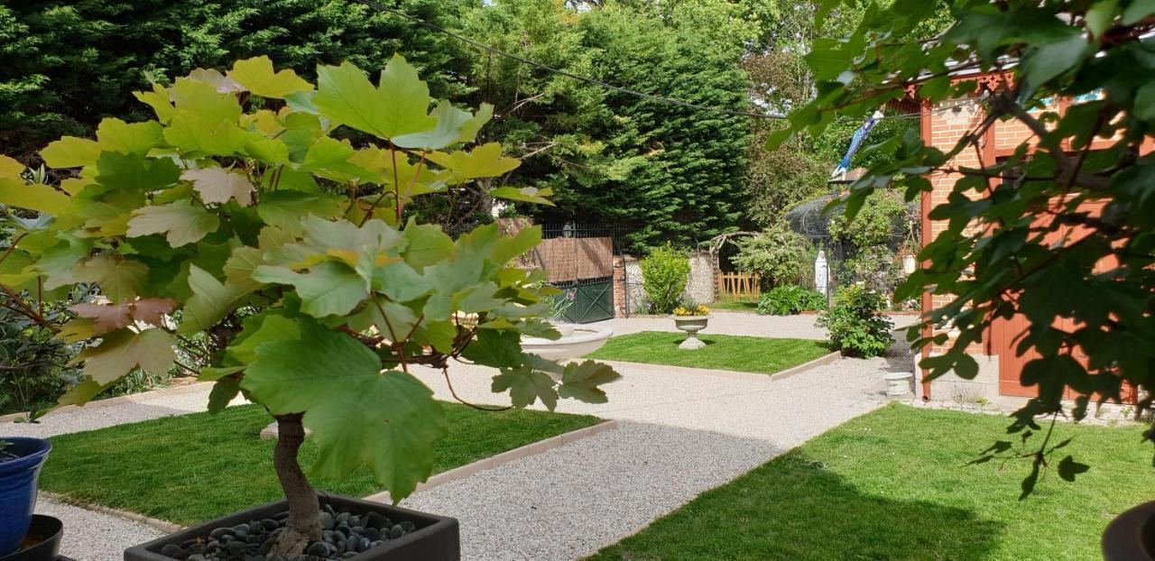 Blere La Maison Leonard מראה חיצוני תמונה